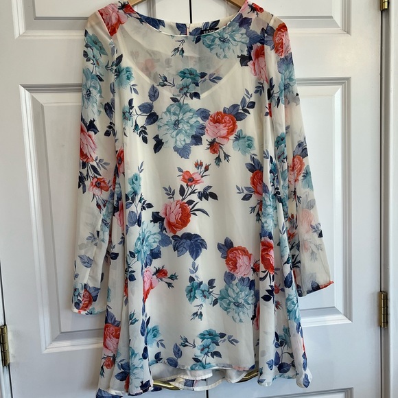 Tildon Floral Maternity Dress - Picture 1 of 4